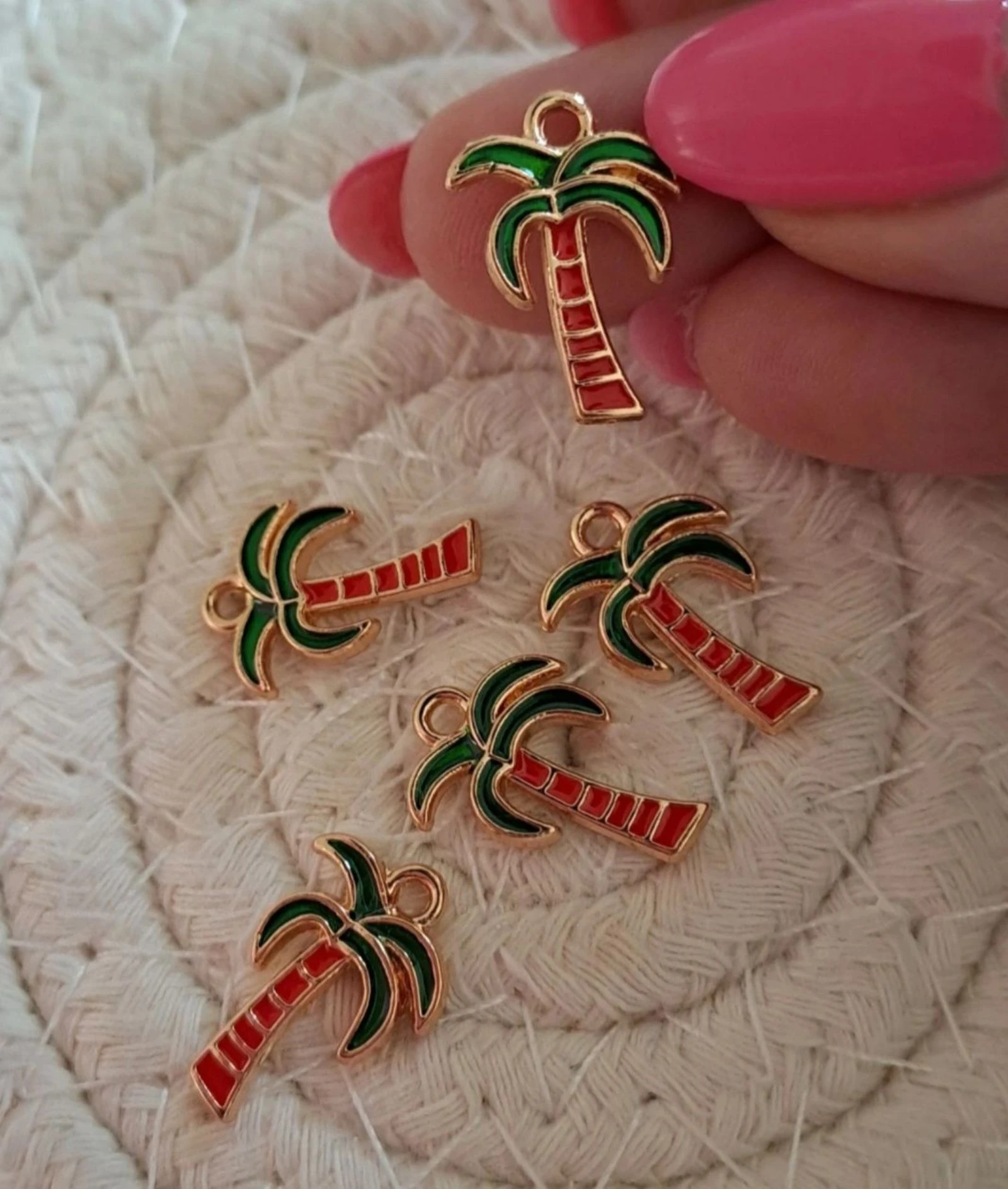 Metaal met enamel bedels 5 stuks 18x13mm palmboompjes
